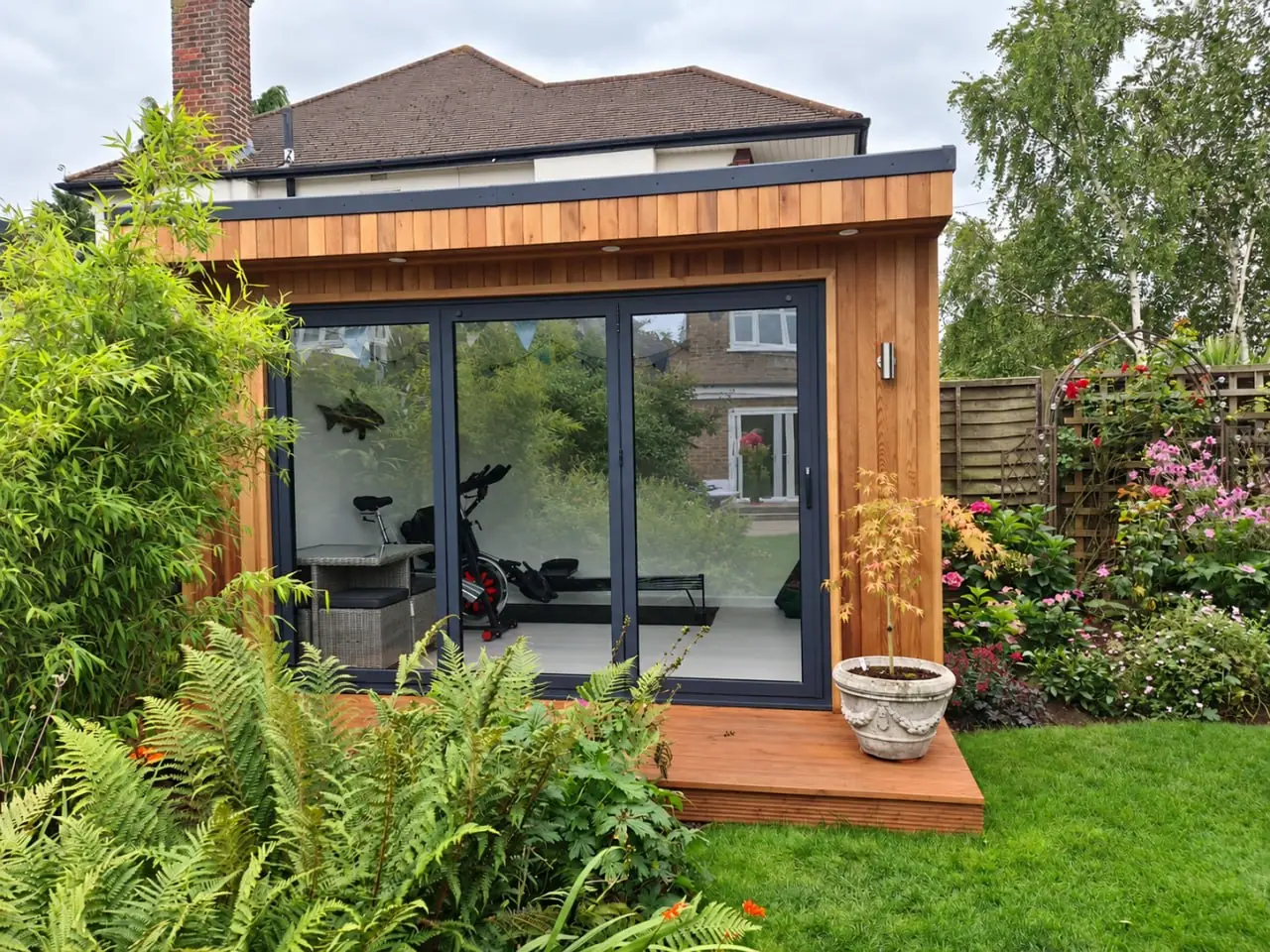 Compact Garden Room beside Patio